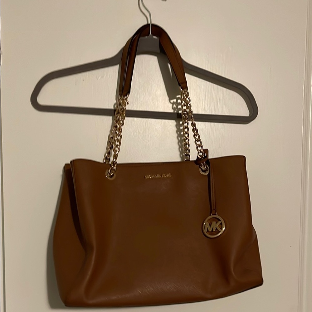 Michael Kors Brown Leather Tote with Structured Design